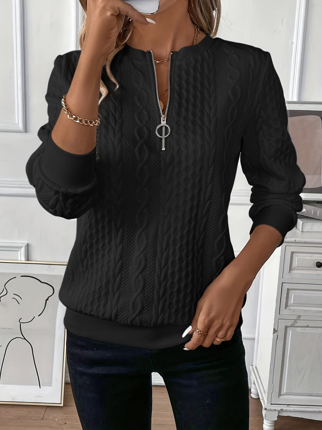 Women’s Elegant Cable Knit Zip-Up Sweater